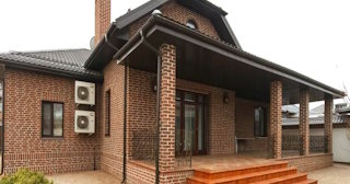 Строительство домов из кирпича с мансардой в Костомукше | от 3675 рублей